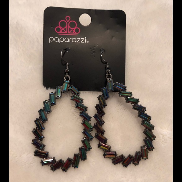 Paparazzi Striking resplendence multi earrings